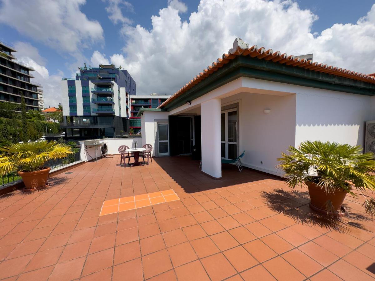 Casino Villa With Sea View Фуншал Екстериор снимка